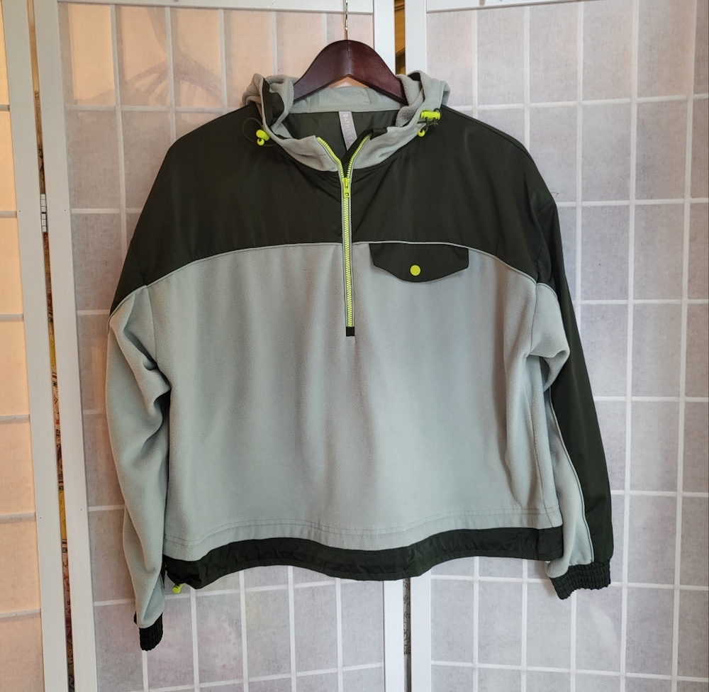 Athleta Zion Green Microfleece  Jacket Sz S